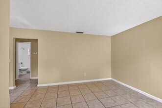 4825 Serafica Dr in Lake Worth Beach, FL - Building Photo - Building Photo