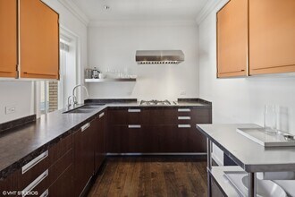 3400 N Lake Shore Dr in Chicago, IL - Building Photo - Building Photo