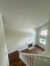 22821 Aspen Ct in Santa Clarita, CA - Building Photo - Building Photo