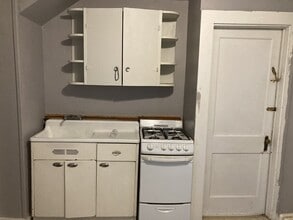 1 Fon Clair St in Johnstown, NY - Building Photo - Building Photo