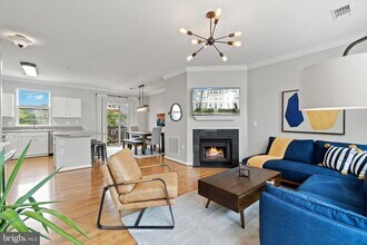 21796 Kelsey Square in Ashburn, VA - Building Photo - Building Photo