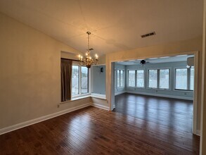 128 Bokoshe Cir in Loudon, TN - Building Photo - Building Photo