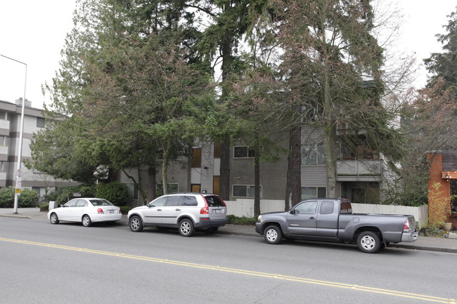 The Pinehurst Apartments in Seattle, WA - Foto de edificio - Building Photo