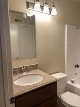 Summerwood Village in Corona, CA - Foto de edificio - Building Photo