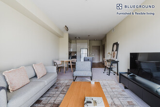 5211 DeMarcus Blvd in Dublin, CA - Building Photo - Building Photo