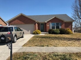 549 Southfork Dr in Berea, KY - Building Photo