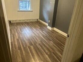 1470 Needham Ave, Unit 2 in Bronx, NY - Building Photo