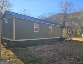 105 WZ in Mountain City, GA - Building Photo
