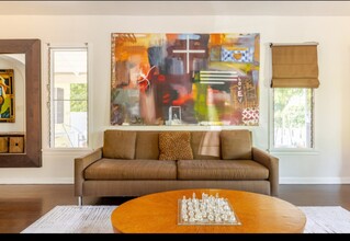 630 N Gardner St, Unit House in Los Angeles, CA - Building Photo - Building Photo
