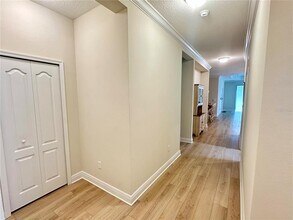 2633 Star Apple Wy in Sarasota, FL - Building Photo - Building Photo