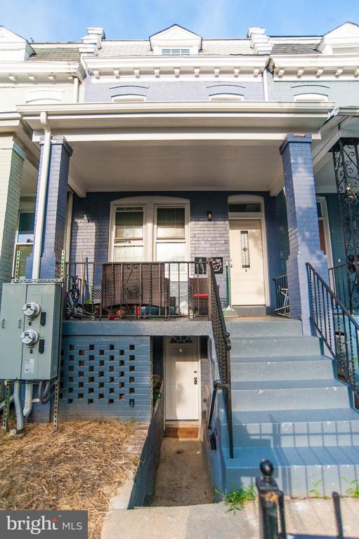 property at 2022 4th St NE