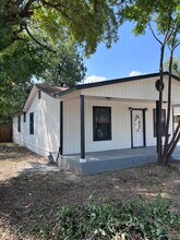 1134 Brighton Ave in San Antonio, TX - Building Photo - Building Photo