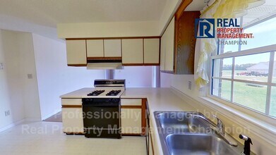 7451 Wallace Hwy in Wallace, NC - Building Photo - Building Photo