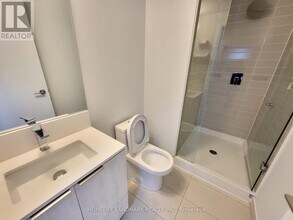 181 Dundas St E in Toronto, ON - Building Photo - Building Photo