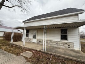 14400 W Wayne St in Daleville, IN - Building Photo