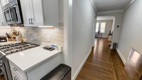 15 Nottinghill Rd, Unit #1 in Boston, MA - Foto de edificio - Building Photo