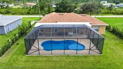 196 Liberty Dr NE in Lake Placid, FL - Building Photo - Building Photo