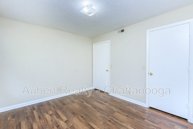 112 S Ridge Dr in Woodbury, TN - Building Photo - Building Photo
