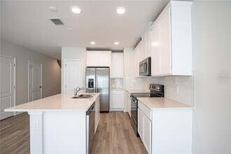 4987 Prairie Preserve Run in St. Cloud, FL - Building Photo - Building Photo
