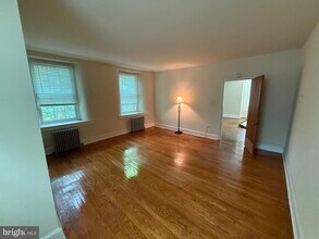 72 Park Ln in Glen Mills, PA - Building Photo - Building Photo