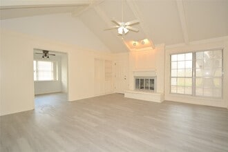 15138 Corona Del Mar Dr in Houston, TX - Building Photo - Building Photo