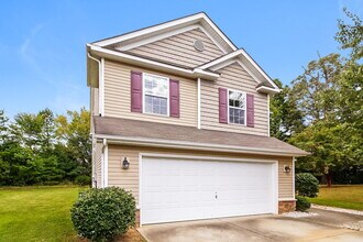 4003 Linsbury Ct in Charlotte, NC - Building Photo - Building Photo