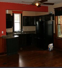 1916 N Bartlett Ave, Unit 1916 in Milwaukee, WI - Building Photo - Building Photo