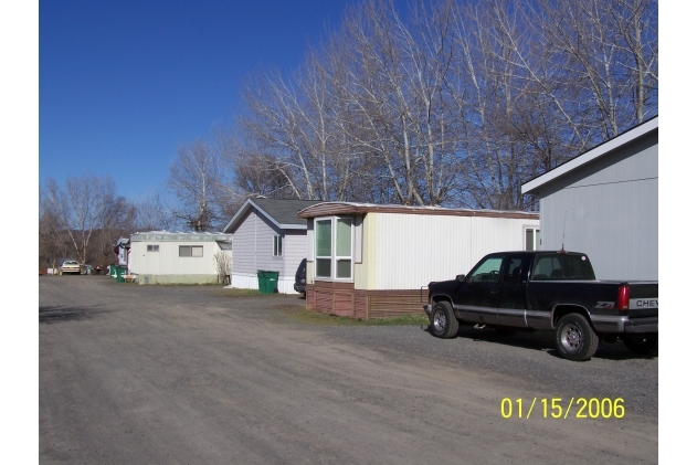 1604 Hope St in Klamath Falls, OR - Building Photo