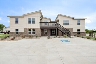 2200 Creekside Ln in Georgetown, TX - Building Photo - Building Photo