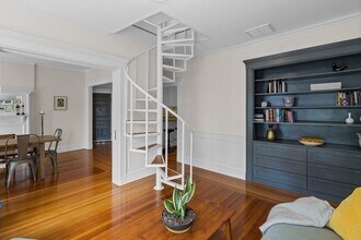 15 Grovenor Rd, Unit 3 in Boston, MA - Building Photo - Building Photo