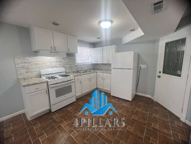 property at 5647 Sohl Ave