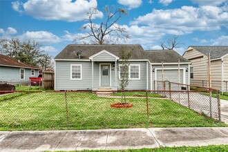 1118 Woolworth St in Houston, TX - Building Photo - Building Photo