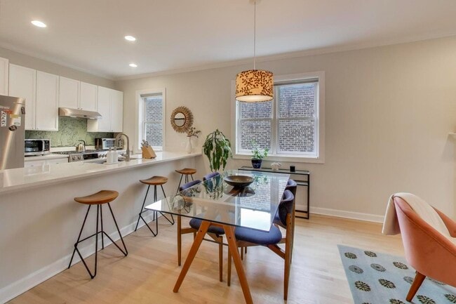 1725 N Mohawk St in Chicago, IL - Building Photo - Building Photo