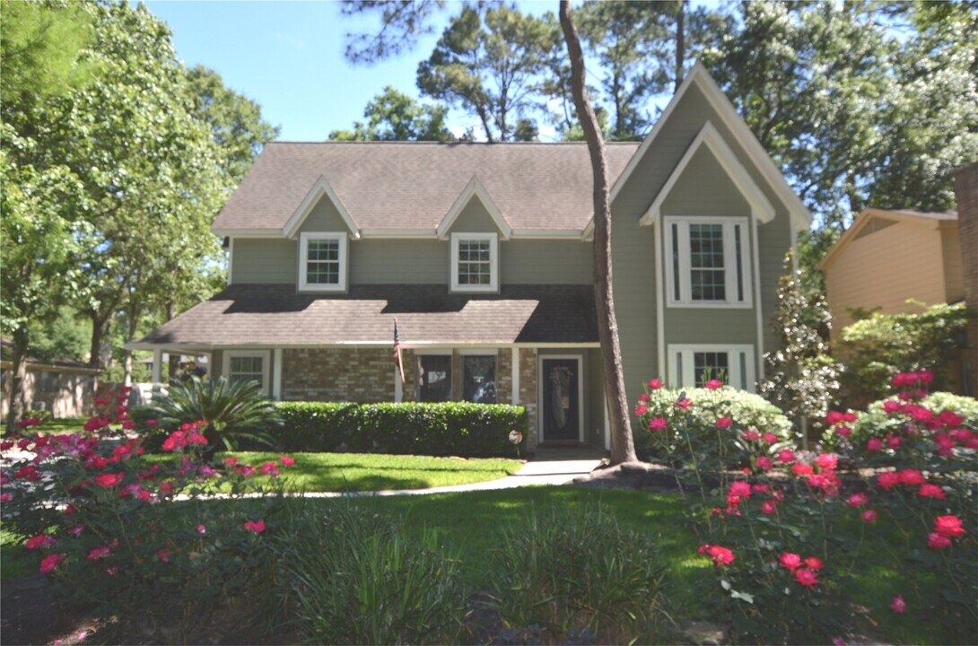 2 Woodhaven Wood Ct in Spring, TX - Building Photo