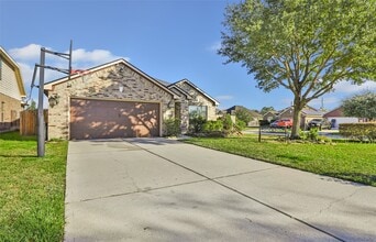 21629 Twitch Ct in Porter, TX - Building Photo - Building Photo