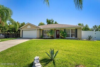 1333 Lindseys Xing Dr in Jacksonville, FL - Building Photo - Building Photo
