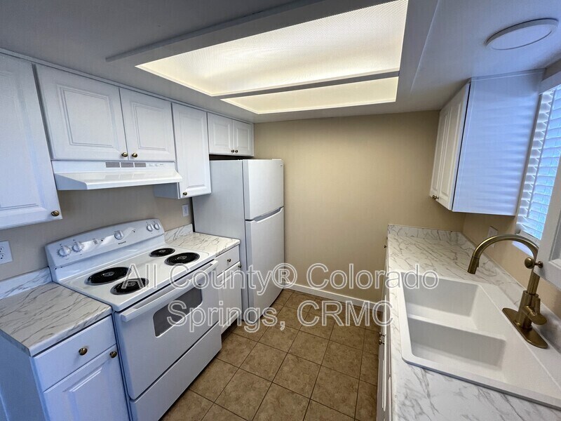 3074 Starlight Cir in Colorado Springs, CO - Building Photo