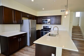7421 Olivetas Ave in San Diego, CA - Building Photo - Building Photo