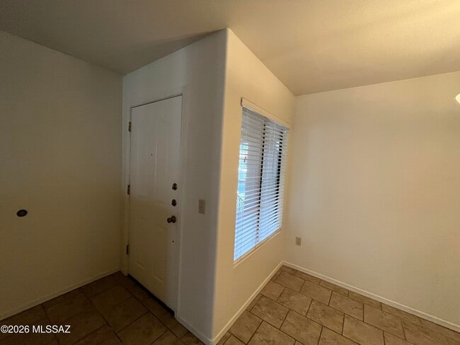 property at 5751 N Kolb Rd