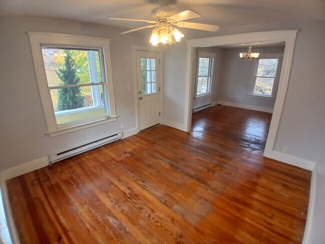 43 Turner Ave, Unit 43 Turner Ave in Torrington, CT - Building Photo - Building Photo