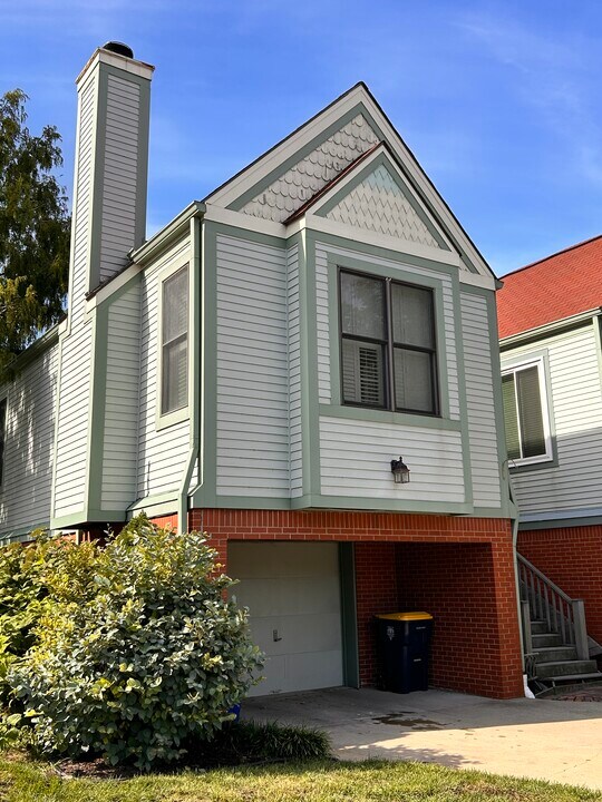 123 E 29th St in Kansas City, MO - Building Photo