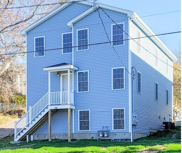 789 Manton Ave in Providence, RI - Foto de edificio