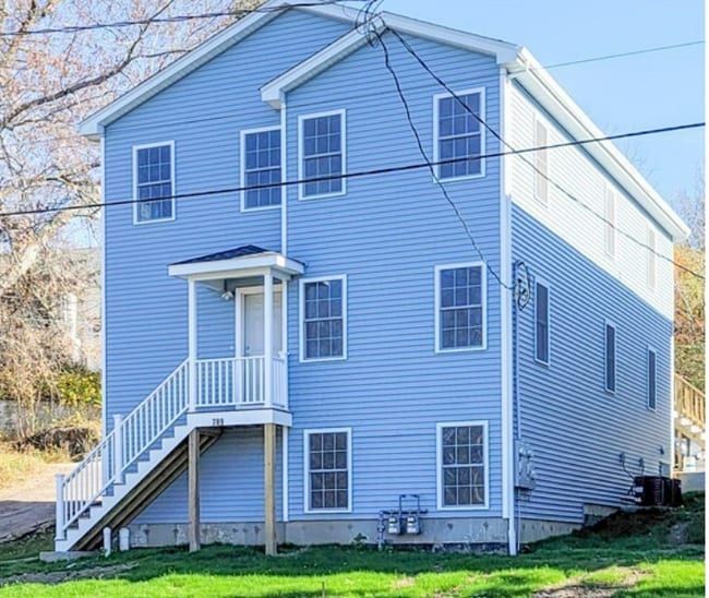 789 Manton Ave, Unit #1