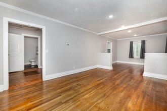 120 E Screven St in Milledgeville, GA - Building Photo - Building Photo