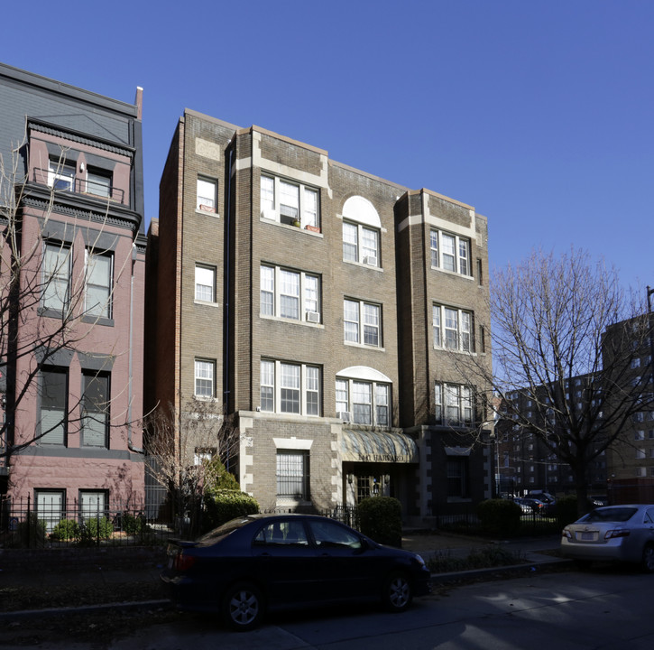 1441 Harvard St NW in Washington, DC - Foto de edificio