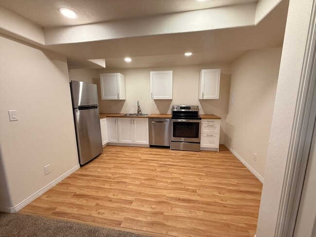 property at 2086 E 1480 S