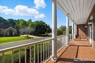 126 Laurel Ridge Dr in Alpharetta, GA - Building Photo - Building Photo