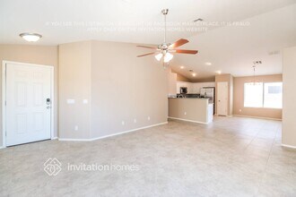 3663 W Yellow Peak Dr in Queen Creek, AZ - Building Photo - Building Photo