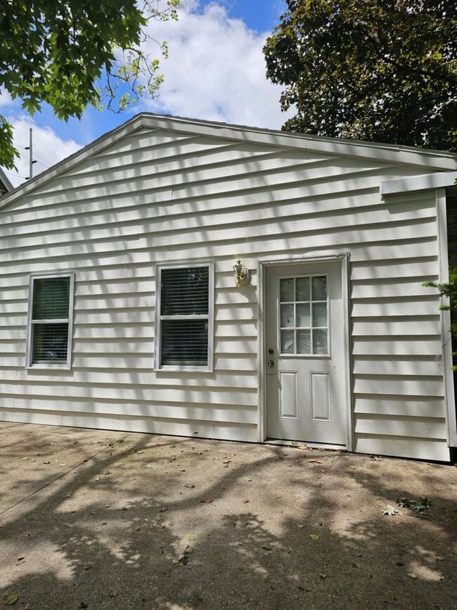 property at 152 Crim St