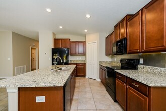 6719 Trent Creek Dr in Ruskin, FL - Building Photo - Building Photo